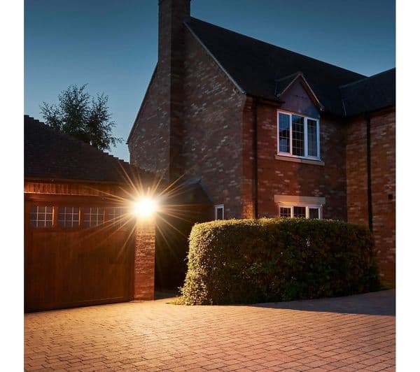 LUCECO Guardian Solar LED Floodlight with PIR Motion Sensor - Black - Image 3
