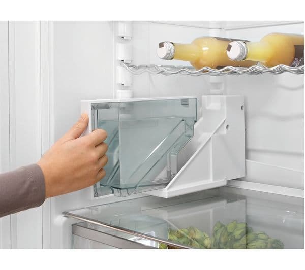 MIELE KFN 37452 iDE Integrated 60/40 Fridge Freezer - Image 3