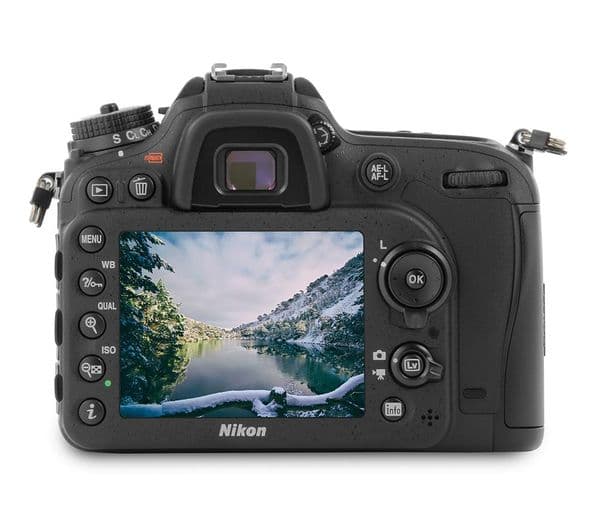 NIKON D7200 DSLR Camera with 18-105 mm f/3.5-5.6 VR Lens - Image 4