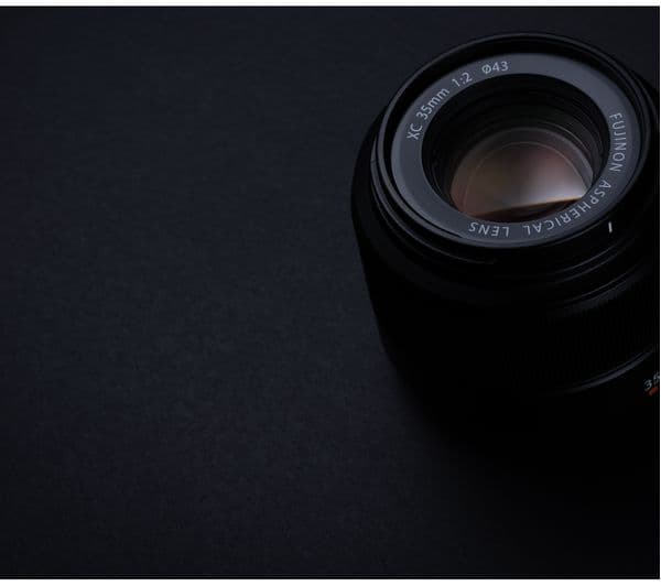 Fujifilm Fujinon XC 35mm f/2 Prime Lens Black - Image 4