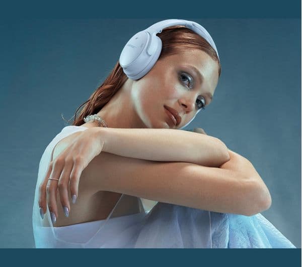 BOSE QuietComfort Ultra Headphones Ice Blue - Image 2