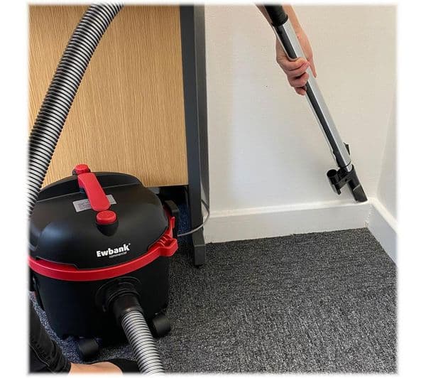 EWBANK DV6 EW4001 Cylinder Bagless Vacuum Cleaner - Black & Red - Image 3