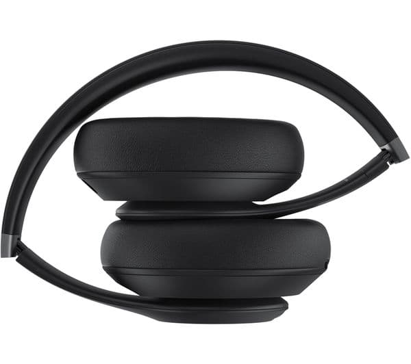 Beats Studio Pro Headphones Black - Image 4
