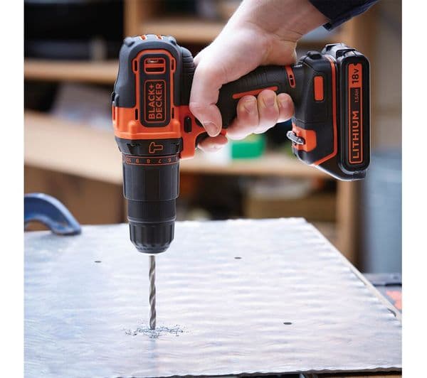 BLACK + DECKER BCD700S1K Cordless Hammer Drill with 1 Battery - Black & Orange - Image 3