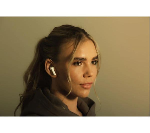 BOOMPODS Skim Earbuds White - Image 3
