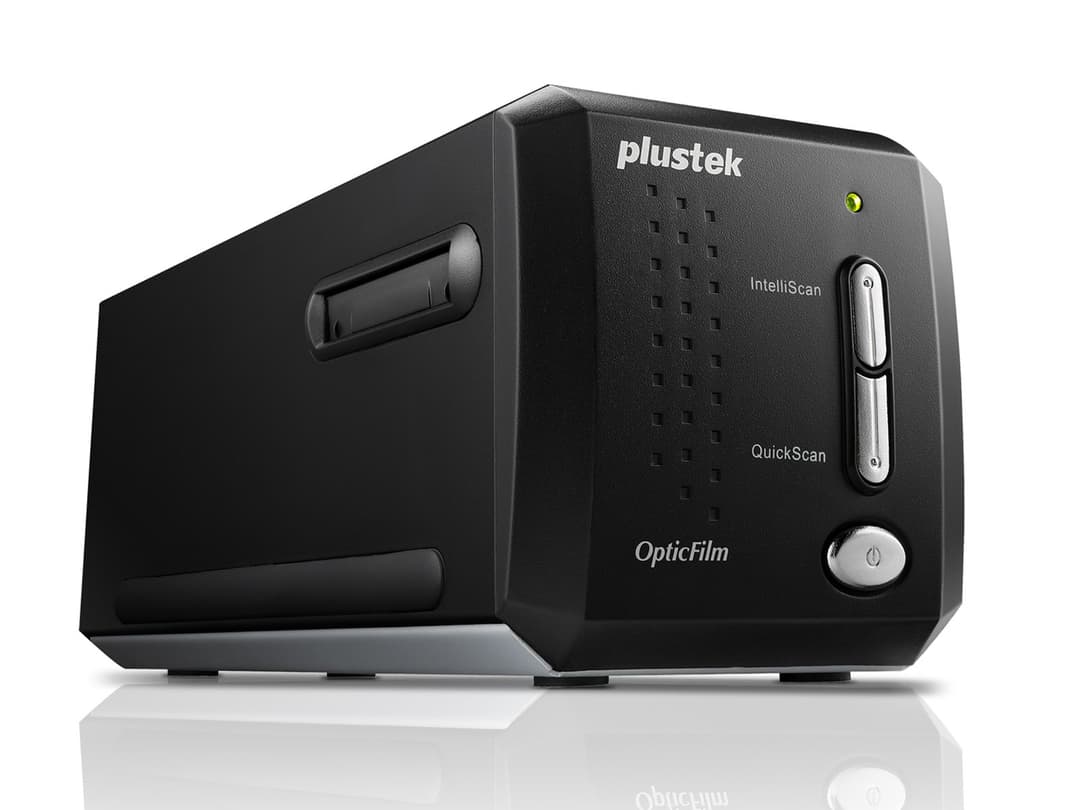 Plustek OpticFilm 8200i SE Film/slide scanner 7200 x 7200 DPI Black - Image 1