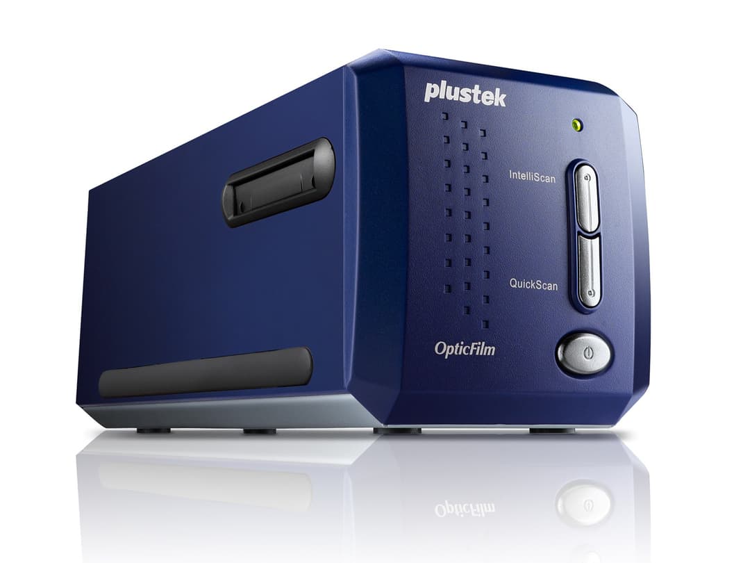 Plustek OpticFilm 8100 Film/slide scanner 7200 x 7200 DPI Blue - Image 1