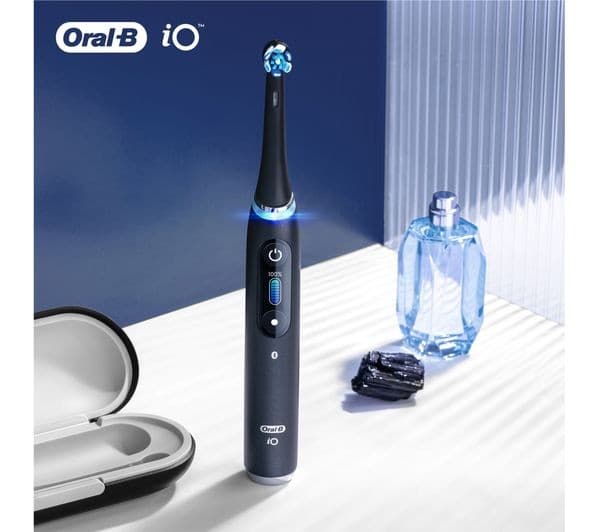 Oral-B iO Ultimate Clean Toothbrush Heads 4-Pack Black - Image 3