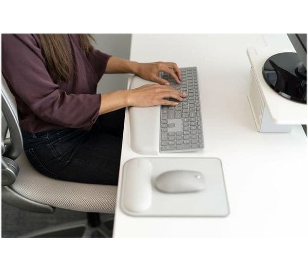 Kensington ErgoSoft Mouse Mat Grey - Image 9