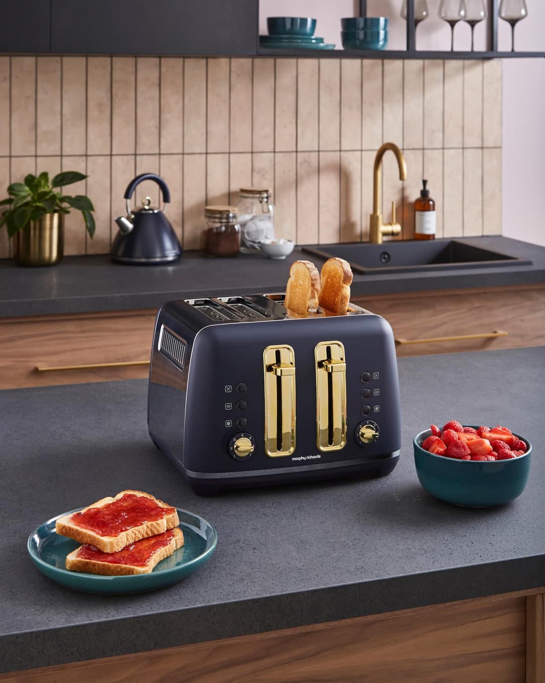 Morphy Richards Accents 4 Slice Toaster - Navy - Image 2