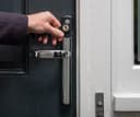 Yale Conexis L2 Polished Chrome Chrome-plated Smart Digital door lock thumbnail 3