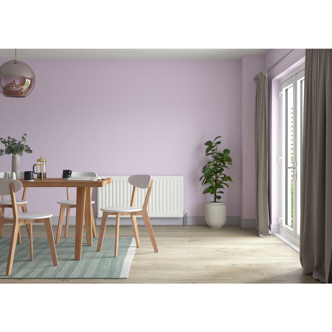 Dulux Walls & Ceilings Matt Pretty Pink - 5L - Image 6