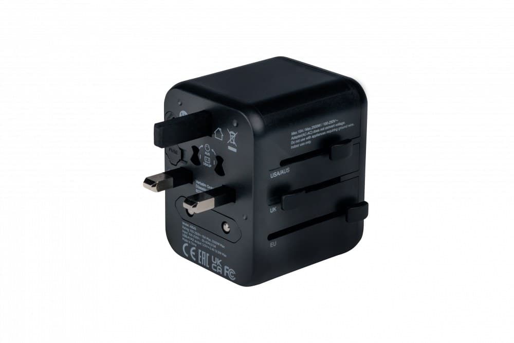 Verbatim UTA-01 Universal Travel Adapter with 2 x USB-A Ports 12W Black (49543) - Image 3