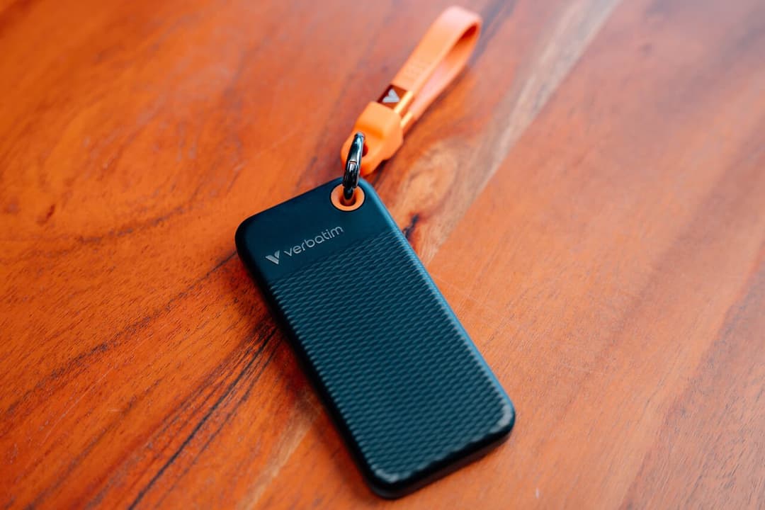 Verbatim Pocket SSD USB 3.2 Gen 2 256GB Black/Orange - Image 3