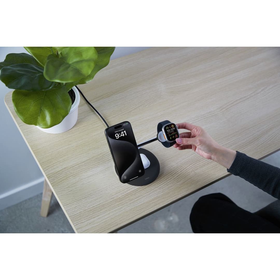 Belkin BoostCharge Pro 3-in-1 Magnetic Wireless Charging Stand with Qi2 15W - White - Image 6