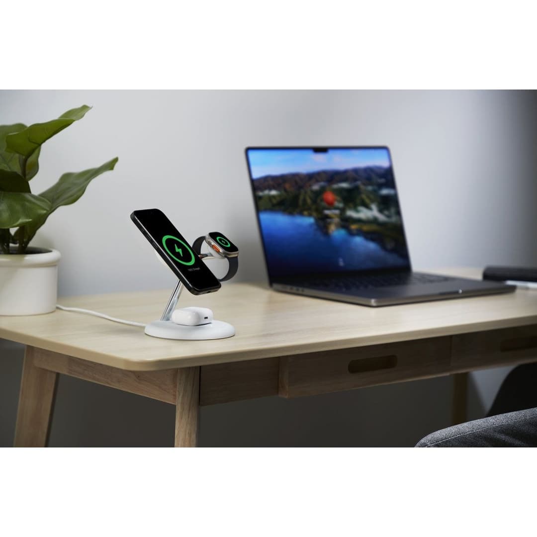 Belkin BoostCharge Pro 3-in-1 Magnetic Wireless Charging Stand with Qi2 15W - White - Image 7