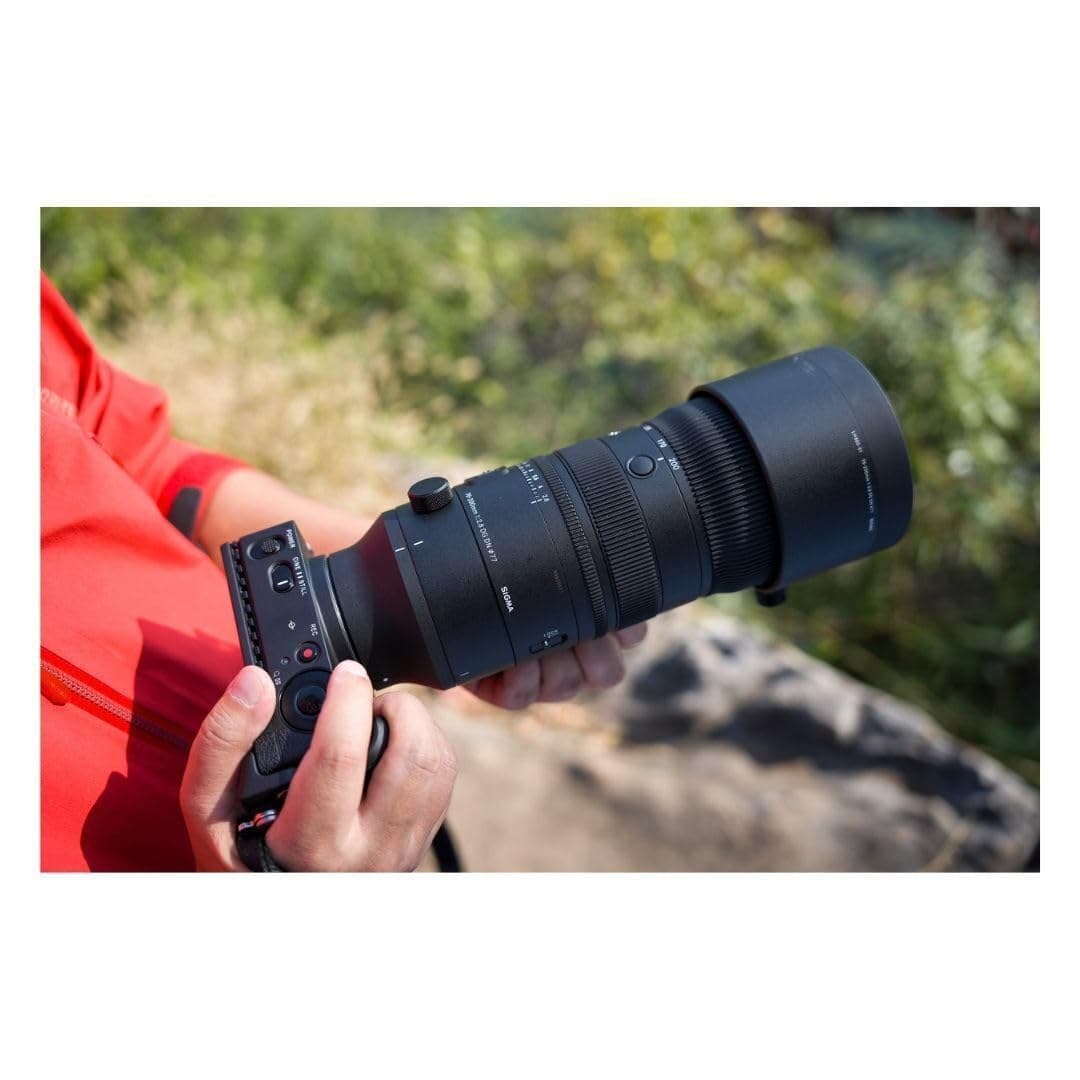 Sigma 70-200mm f2.8 DG DN OS Sport Lens - Sony E Mount - Black - Image 5