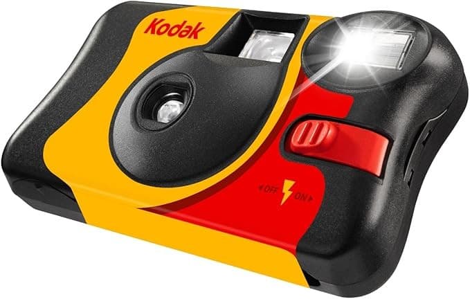 Kodak FunSaver Single Use 35mm Film Camera with Flash - 27+12 (39) Exposures ISO 800 - Image 1