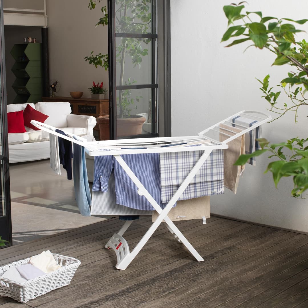 Vileda Solar Plastic Clothes Airer - White - Image 2