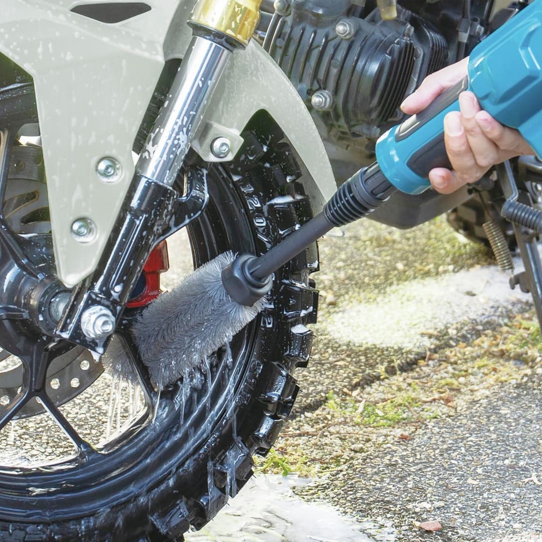 Makita Trigger Lock Cordless Pressure Washer - 18V - Image 8