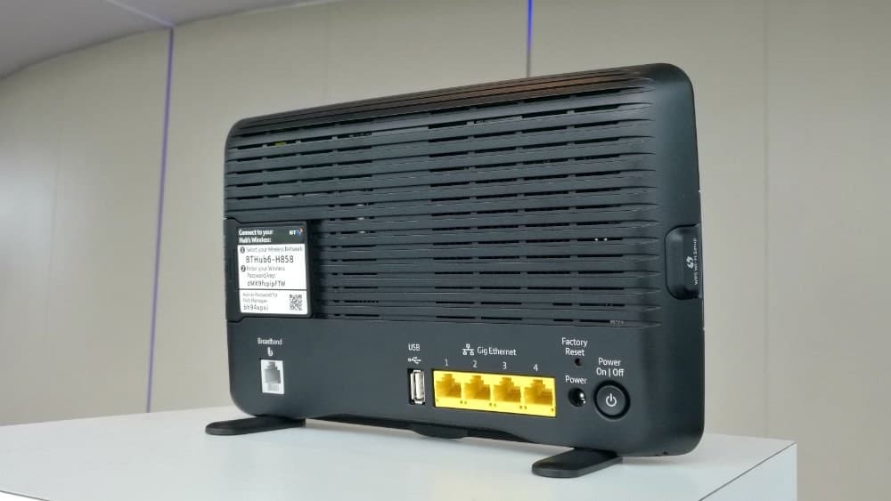 BT Smart Hub Router - Black - Image 2