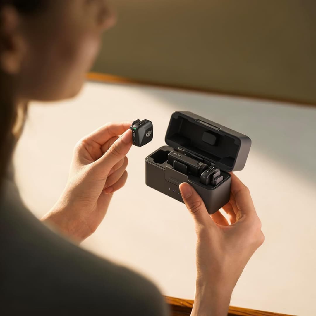 DJI Mic Mini (2 TX + 1 RX + Charging Case) Wireless Microphone Kit Black - Image 8