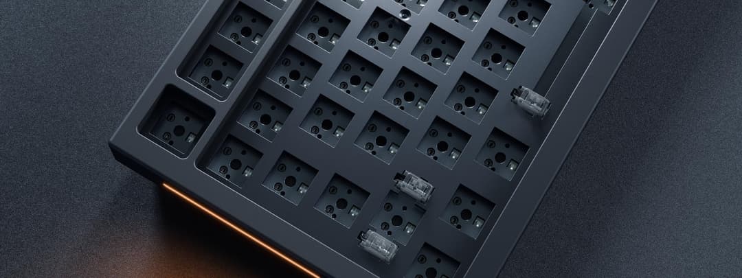 GLORIOUS GMMK PRO 75% Barebones Custom Keyboard Kit - Black Slate - Image 8