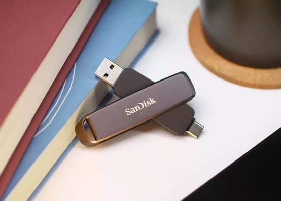 SanDisk Extreme PRO Dual Drive USB-C / USB-A 1TB - Black - Image 4