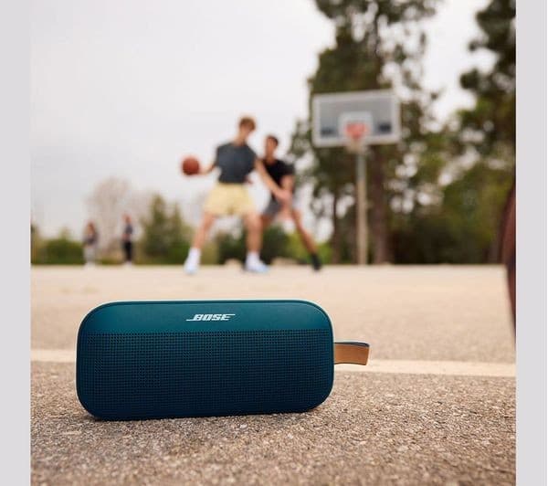 Bose SoundLink Flex (2nd Gen) Portable Bluetooth Speaker - Twilight Blue - Image 2