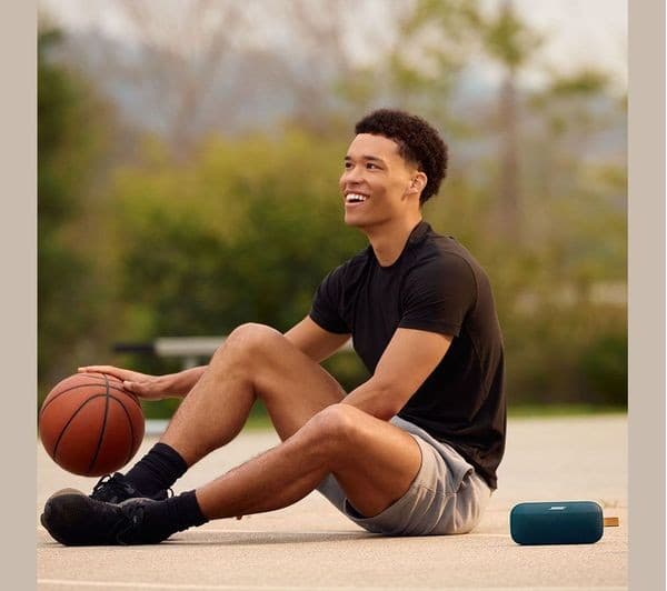Bose SoundLink Flex (2nd Gen) Portable Bluetooth Speaker - Twilight Blue - Image 3