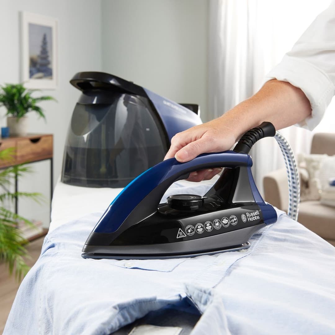 Russell Hobbs 24470 Quiet Steam Generator Iron - Image 2