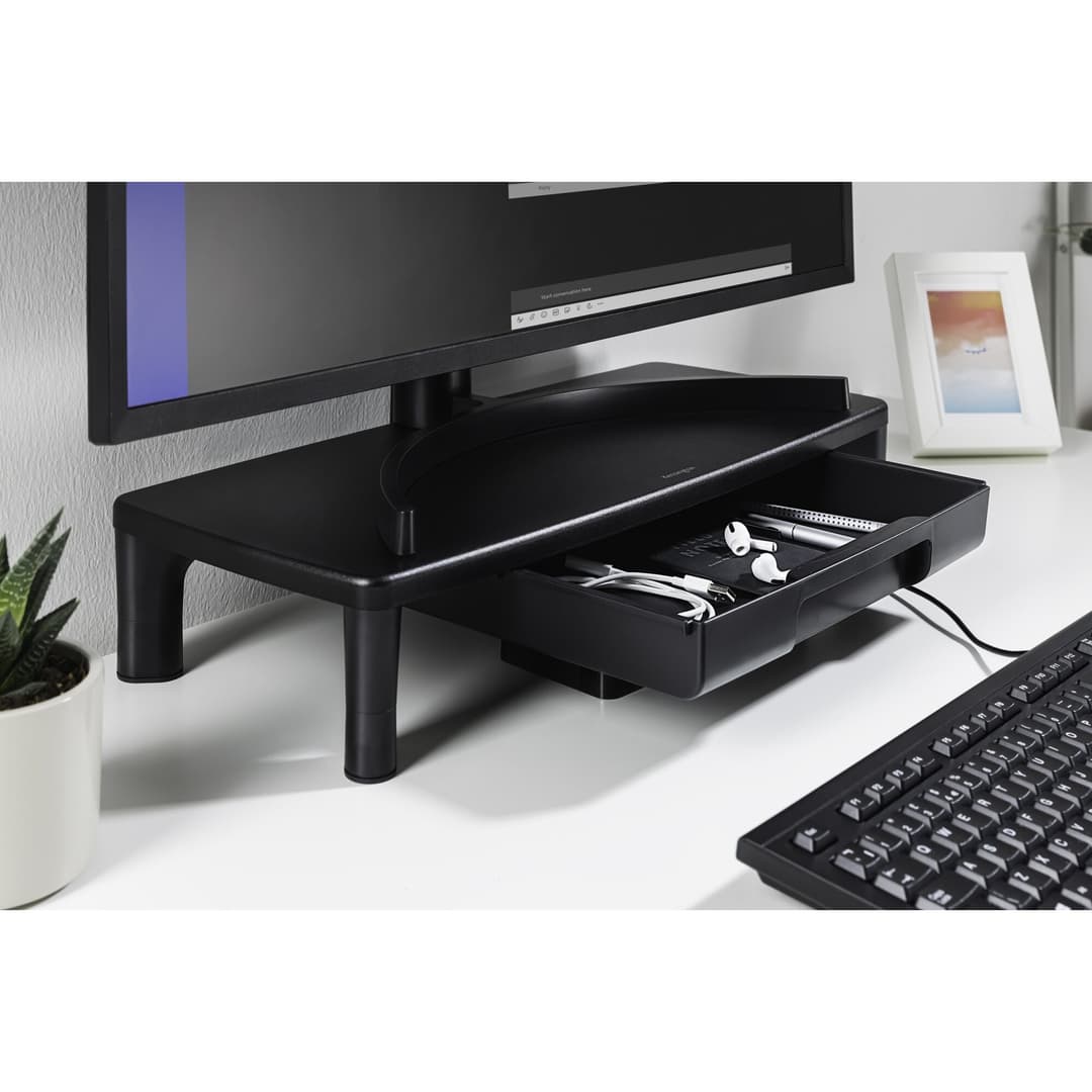 Kensington KB100 EQ Wired Full Size Keyboard - Image 3