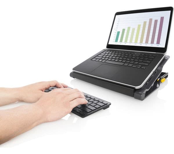 TARGUS Chill Mat+ Laptop Stand with USB Hub - Image 3