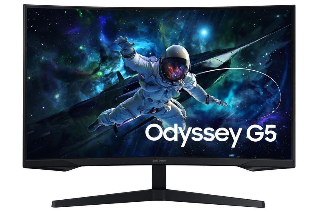 Samsung Odyssey G55C 32-inch QHD Gaming Monitor (S32CG554EU) - Black - Image 1