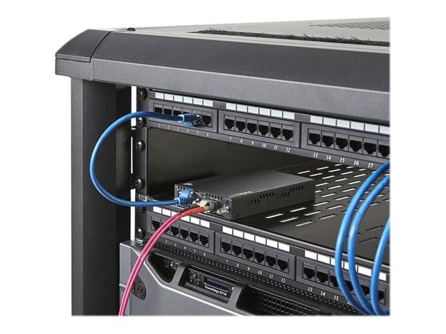 StarTech.com Singlemode (SM) LC Fiber Media Converter for 1Gbe Network - 10km - Gigabit Ethernet - 1310nm - with SFP Transceiver (ET91000SM10) - fibre media converter - 10Mb LAN, 100Mb LAN, 1GbE - Image 5