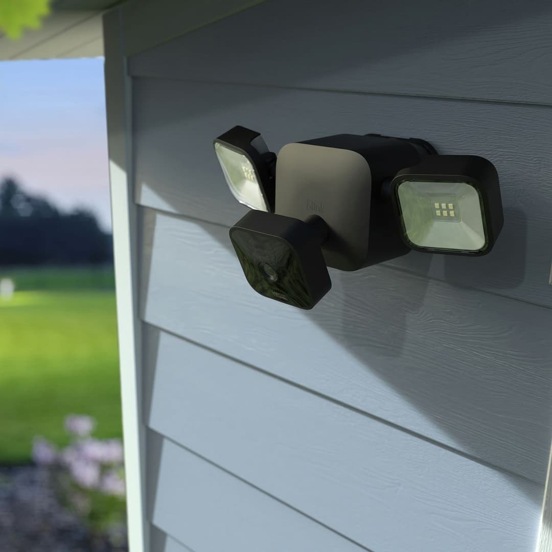 Blink Floodlight Mount Accessory - Black - Image 3