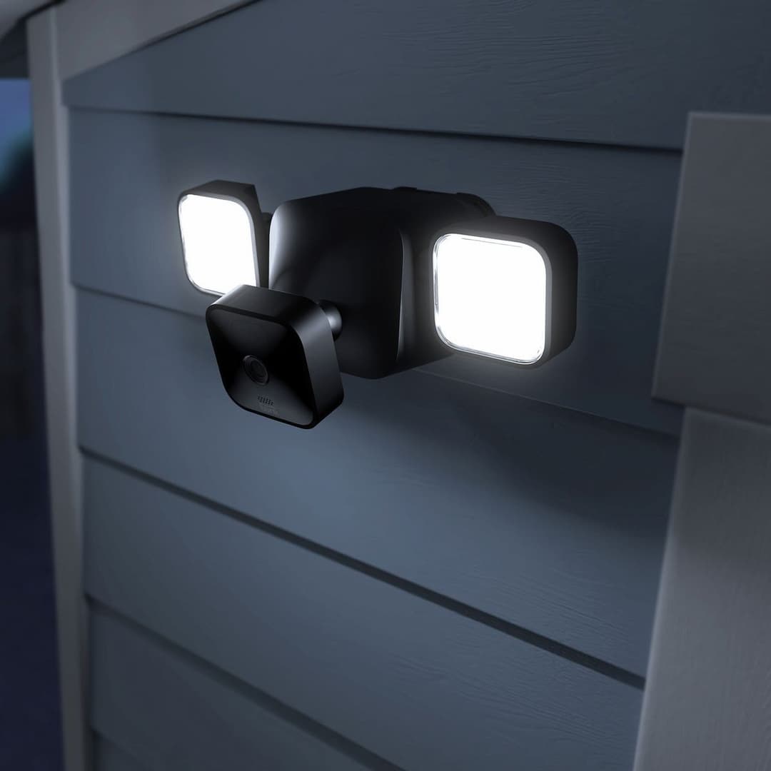 Blink Floodlight Mount Accessory - Black - Image 4