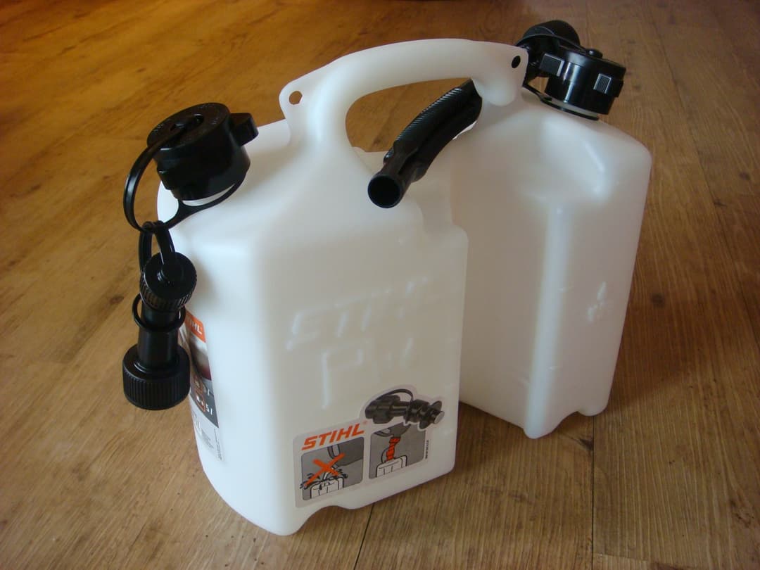 Stihl 8810120 Two-Part Fuel Can - Transparent - Image 2