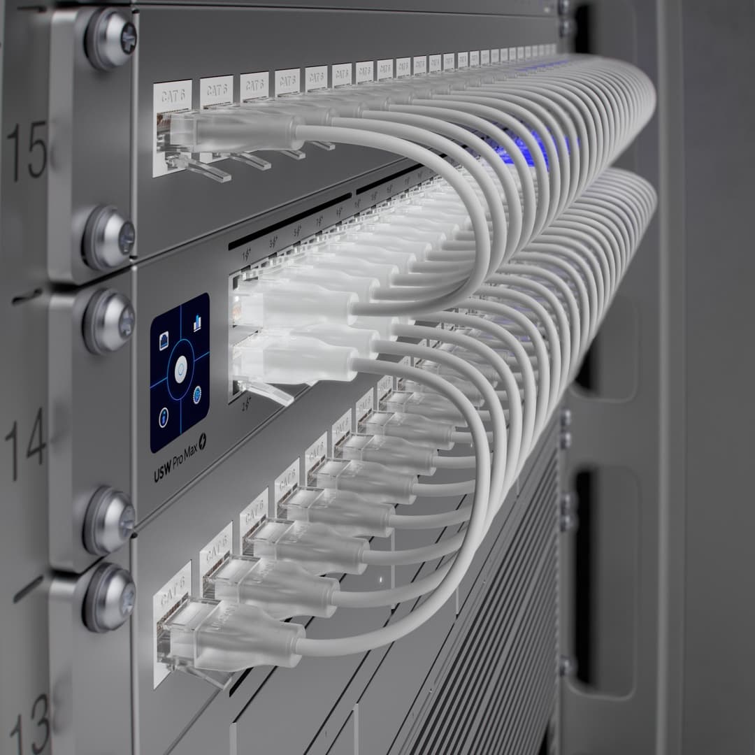 Ubiquiti USW PRO MAX 48 POE 1/2.5Gbps PoE+ Managed Network Switch - 48-Ports - Image 7
