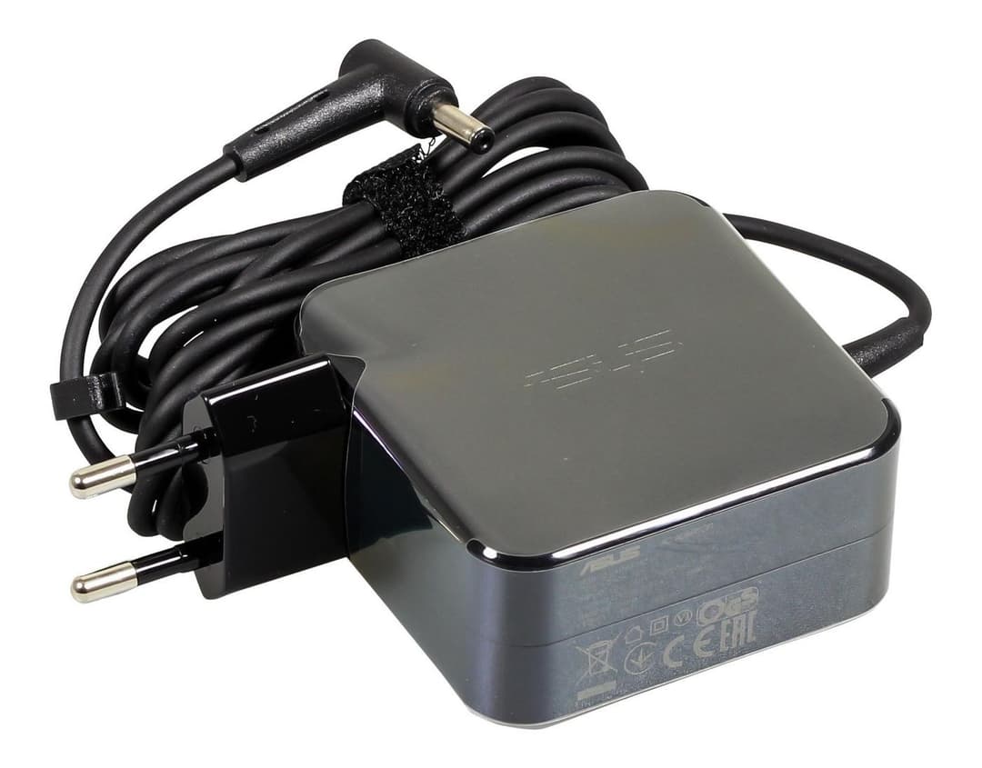 AC ADAPTER 45W 19V -2.37 A - Image 1