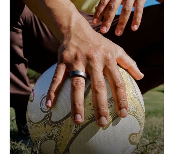 Oura Ring 4 Stealth Size 9 - Image 6