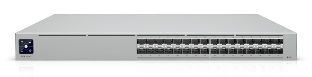 Professional-grade 32-port, - Image 1