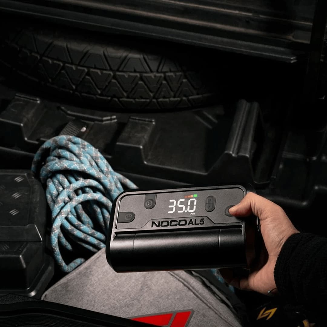 NOCO Air AL5 Cordless Tyre Inflator, Portable Rechargeable Air Compressor with USB-C & Digital Gauge - Image 3