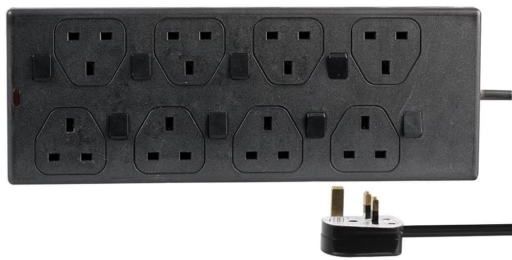 Pro Elec PEL00046 8 Way Individually Switched Extension Lead - Black - Image 1