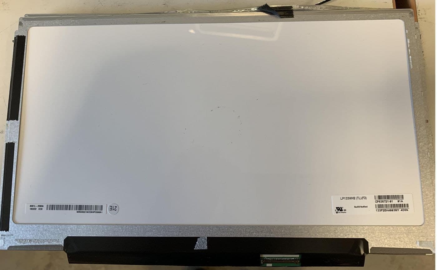 13,3" LCD HD Matte
