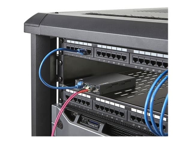 StarTech.com Singlemode (SM) LC Fiber Media Converter for 1Gbe Network - 20km - Gigabit Ethernet - 1310nm - with SFP Transceiver (ET91000SM20) - fibre media converter - 1GbE - Image 5