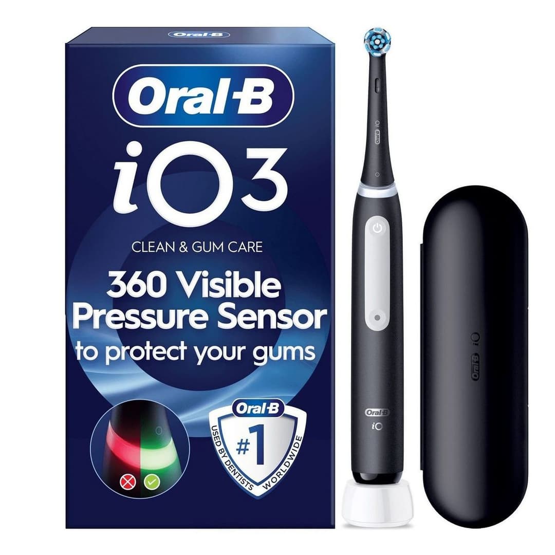 Oral-B iO Series 3 Electric Toothbrush Black - Image 1