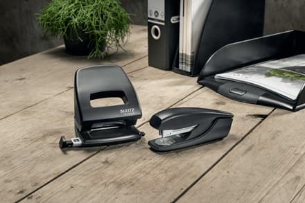 Leitz NeXXt Recycle Hole Punch - Image 2