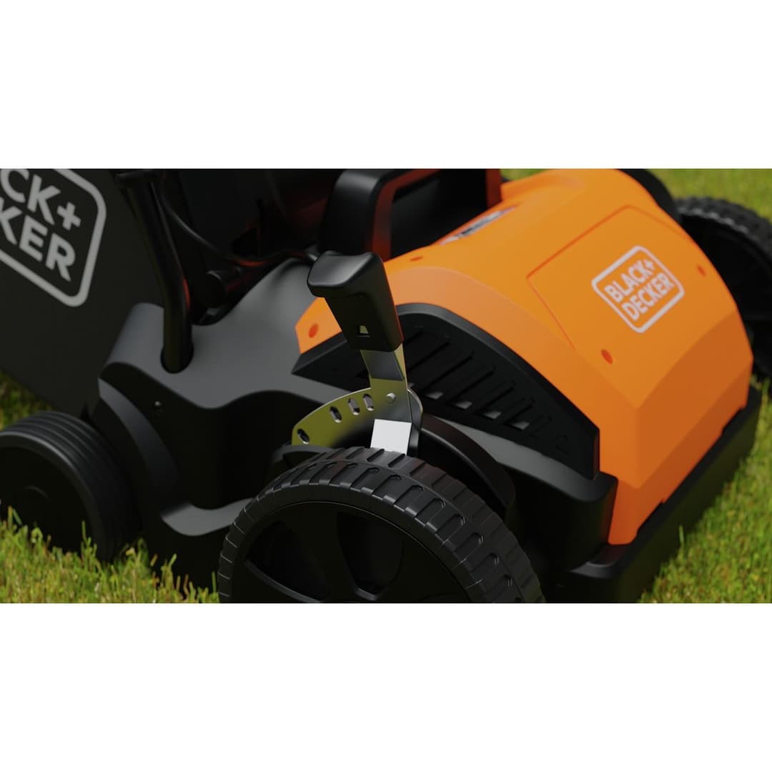 Black+Decker BEOEP320-GB 30cm Corded Scarifier - 1200W - Image 5