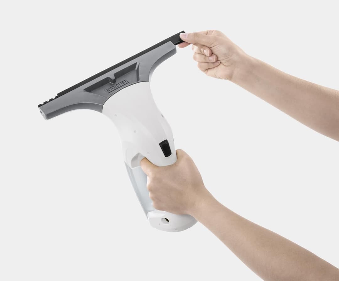 Kärcher WV 1 Plus Window Vacuum Cleaner - White - Image 4